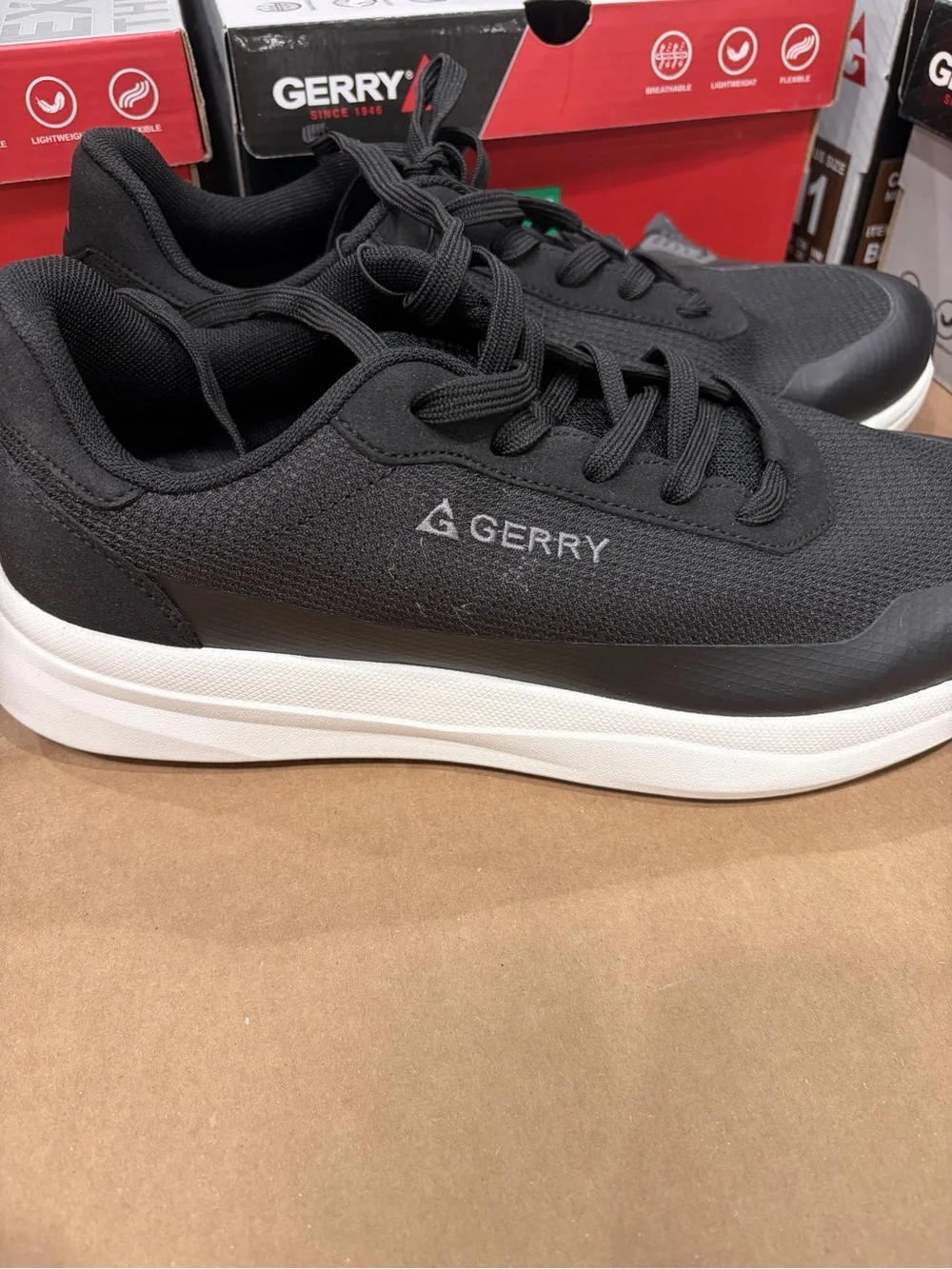 Gerry Weber Men's Black Mesh Athletic Sneakers with White Sole new